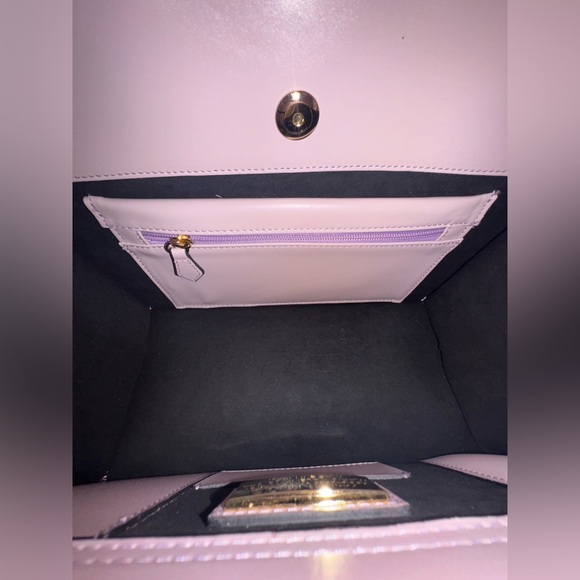 VALENTINO BY MARIO VALENTINO
Marie Logo Leather Top Handle Bag - Picture 5 of 8